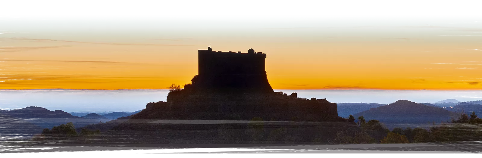 Château de Murol contact